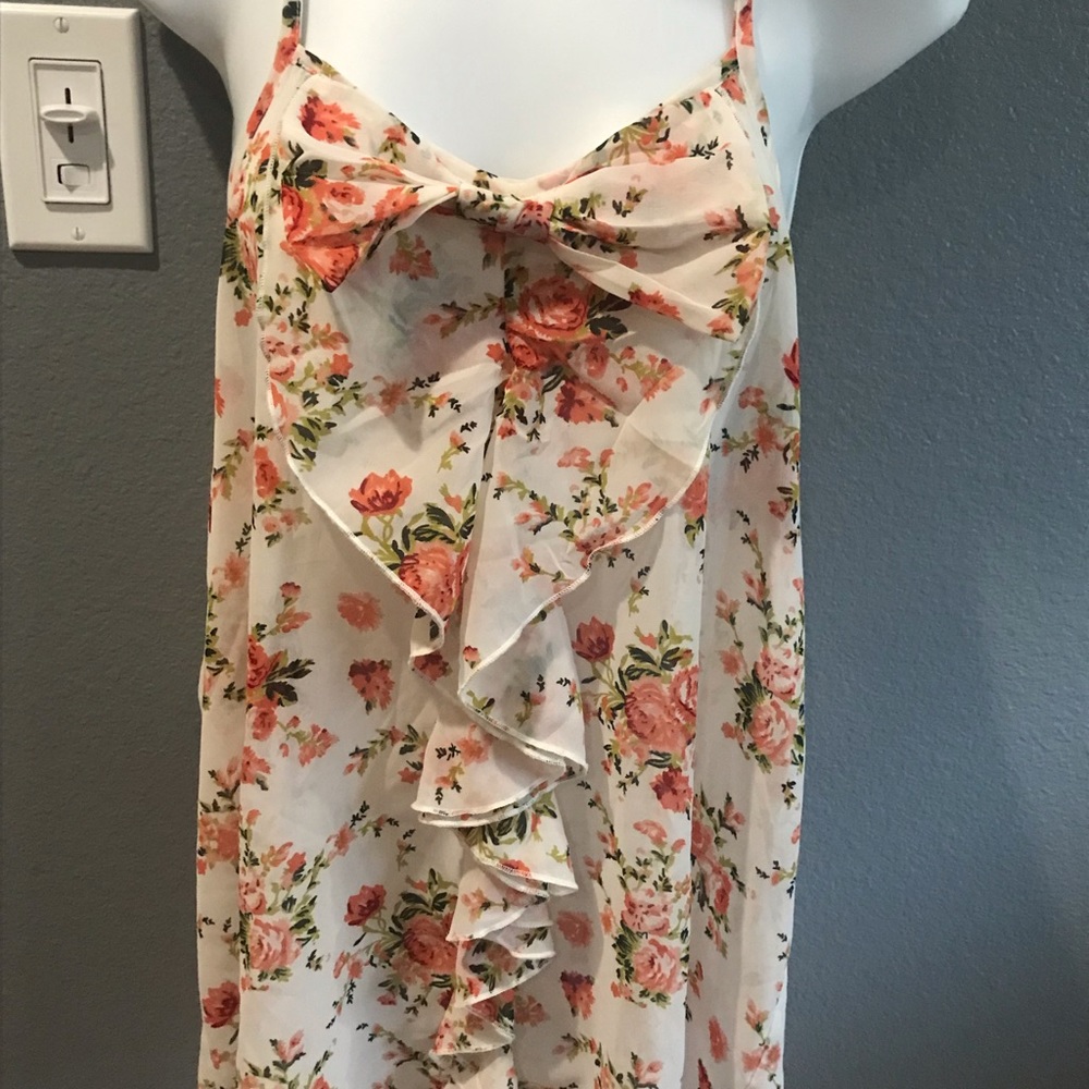 Floral Top - Picture 2 of 12